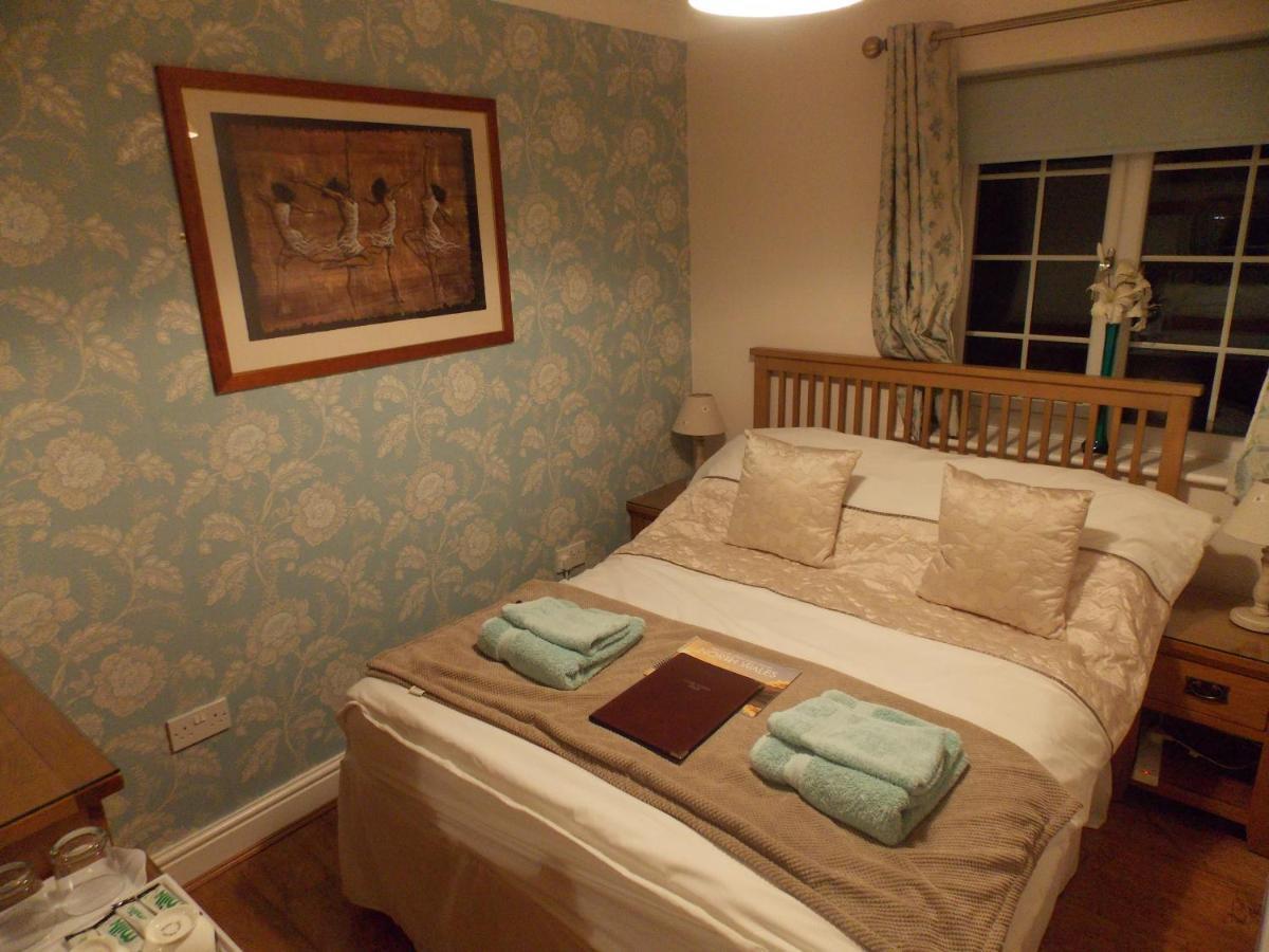 Craig Eithin B & B Holyhead Bagian luar foto